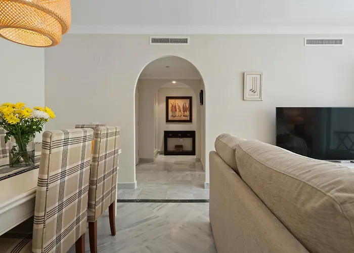 La Dama De Noche * Марбелья