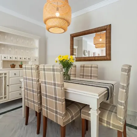 Apartament La Dama De Noche Marbella